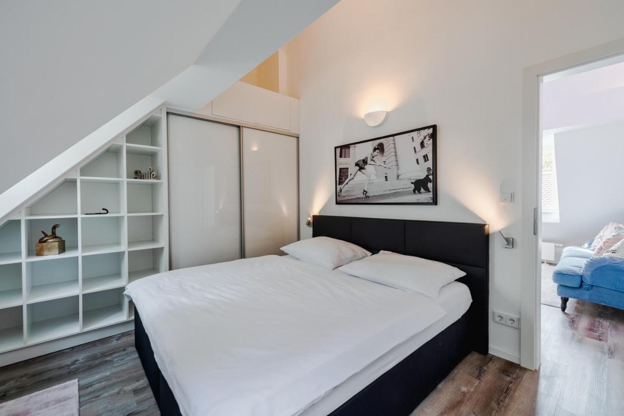 Smile Apartments Zum Goldenen Strauss Дюрнштайн Екстер'єр фото